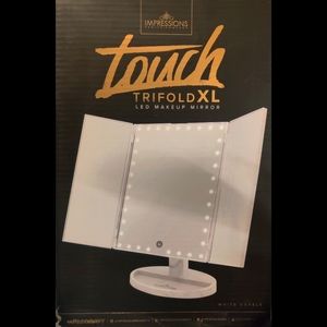 NIB Impressions Vanity Tri-Fold Mirror